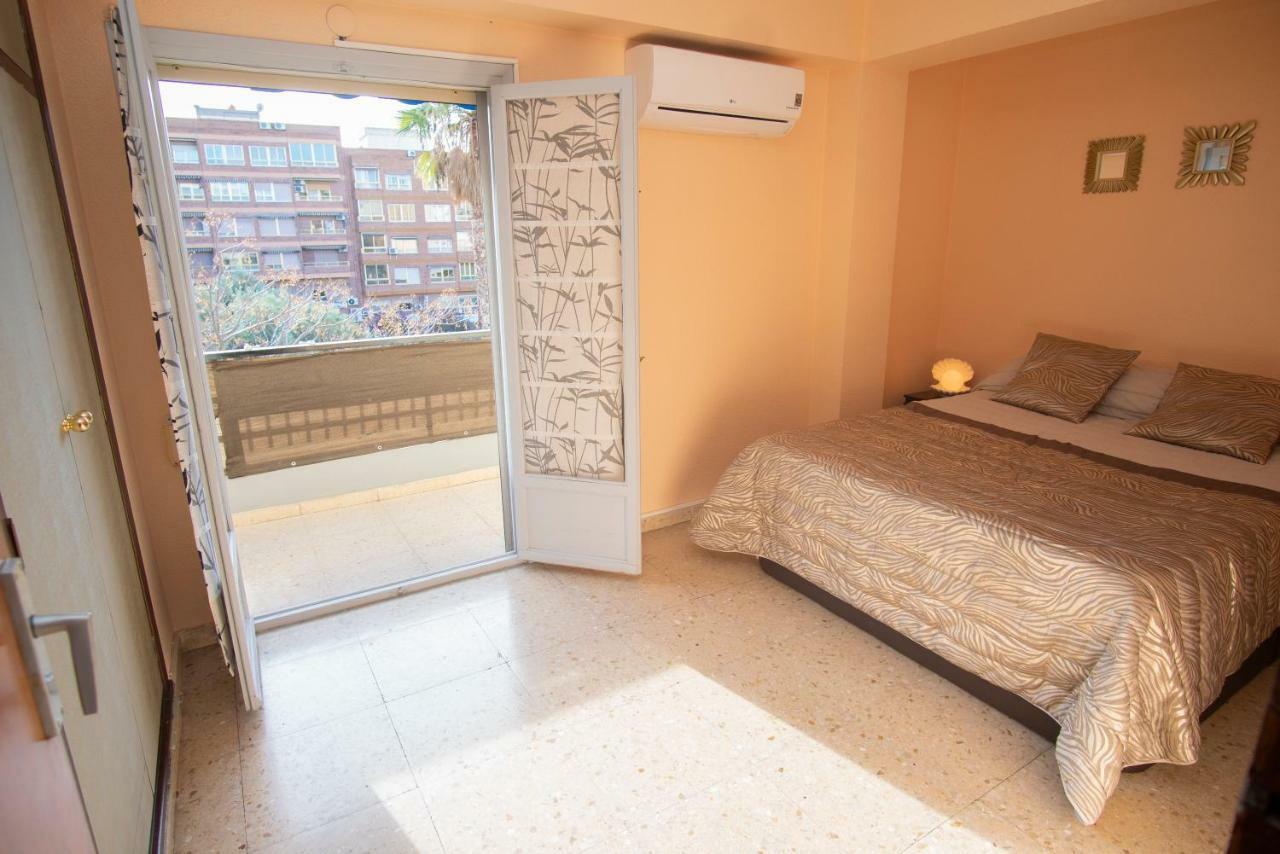 Apartamento Comodo A 10 Min Del Centro Alicante Exteriér fotografie