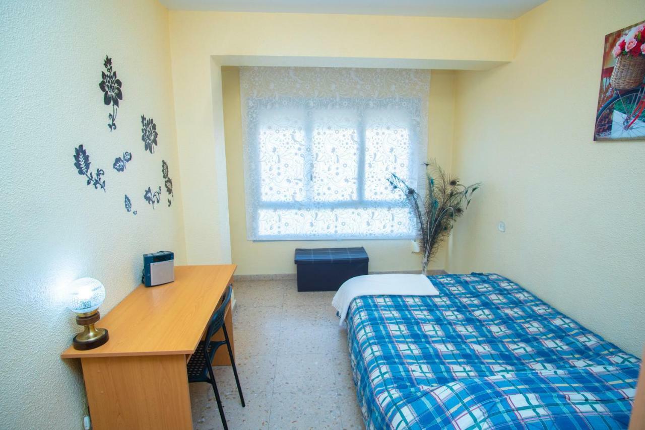 Apartamento Comodo A 10 Min Del Centro Alicante Exteriér fotografie